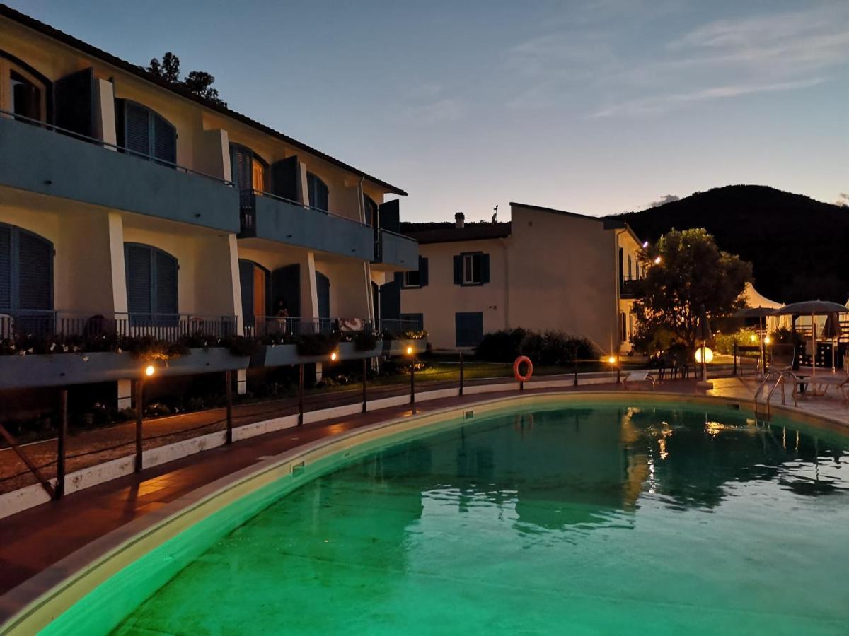 פורטופראיו Hotel Horizon Elba מראה חיצוני תמונה