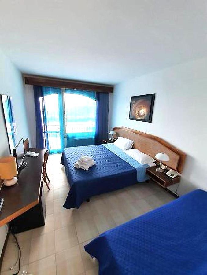 פורטופראיו Hotel Horizon Elba מראה חיצוני תמונה